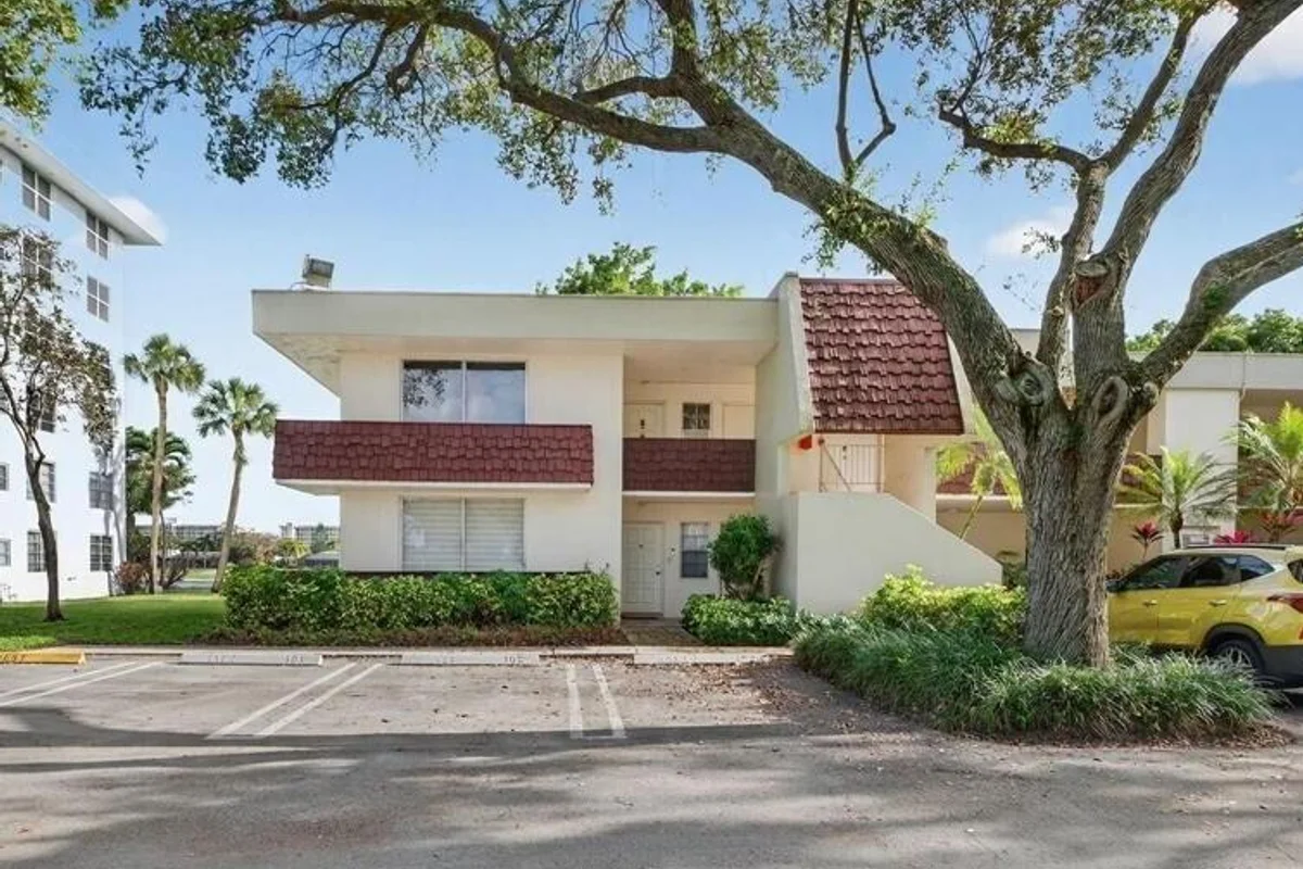 3200 N Course Ln #116, Pompano Beach: photo 1 of 42