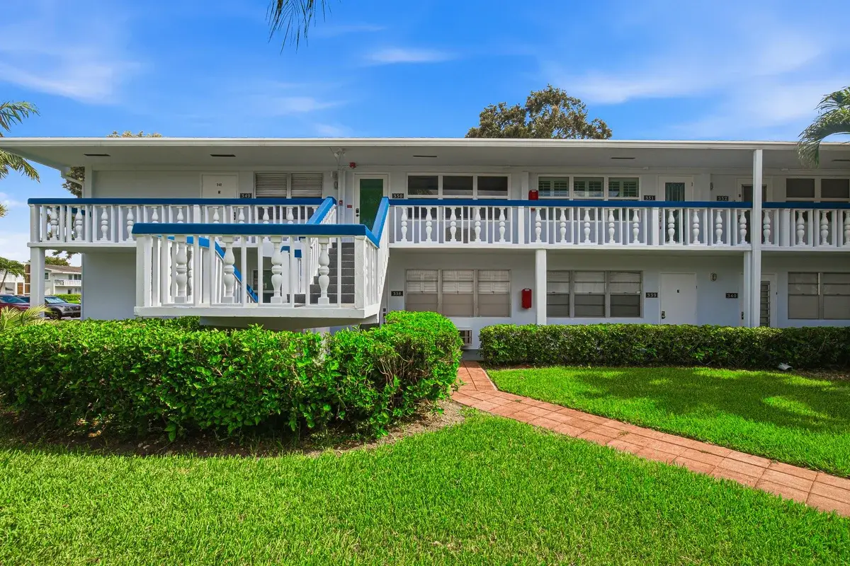 350 Farnham Q, Deerfield Beach: photo 1 of 19