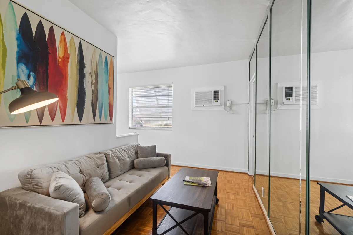 172 N County Rd #2, Palm Beach: photo 1 of 30