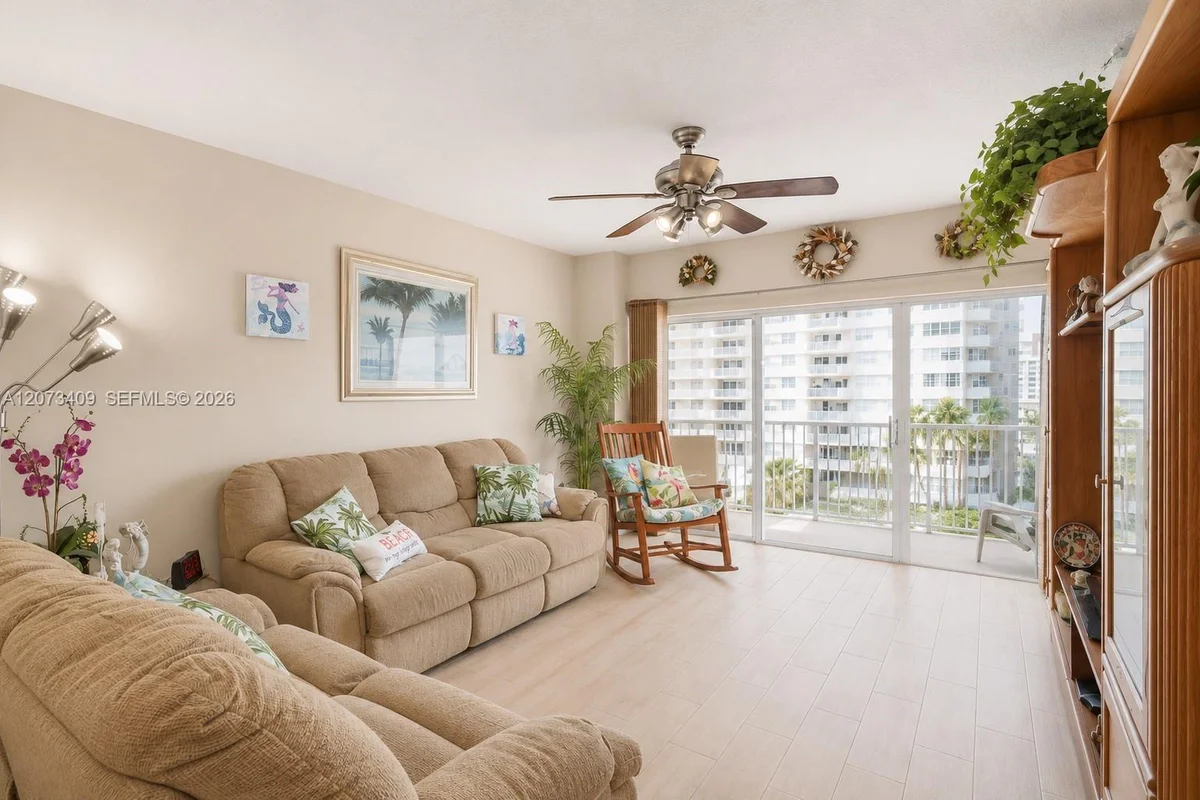 1965 S Ocean Dr #5E, Hallandale Beach: photo 1 of 19