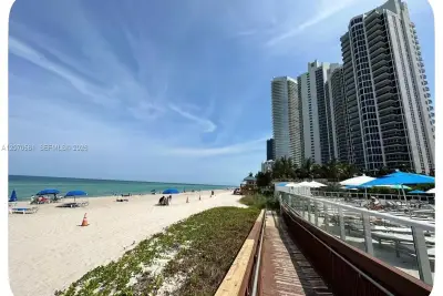 19201 Collins Ave #245, Sunny Isles Beach: photo 1 of 8