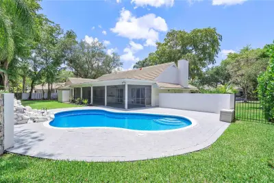 10209 Vestal Ct, Coral Springs: photo 1 of 49