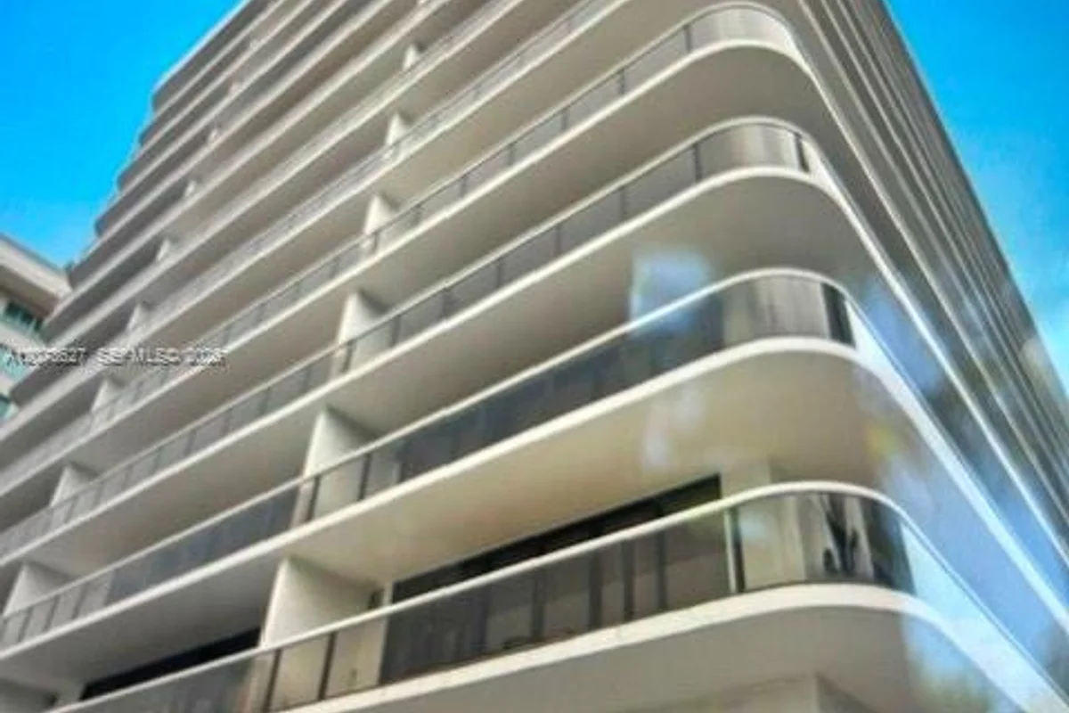 9455 Collins Ave #1102, Surfside: photo 1 of 4