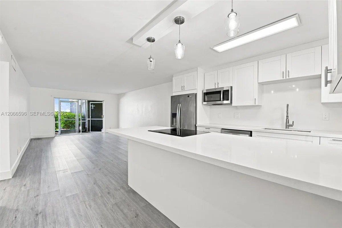 222 N Federal Hwy #115, Deerfield Beach: photo 1 of 35