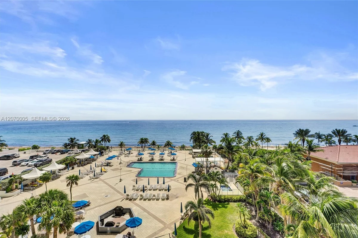 2030 S Ocean Dr #512, Hallandale Beach: photo 1 of 28