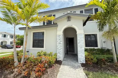 13224 SW 286th St, Homestead: photo 1 of 15