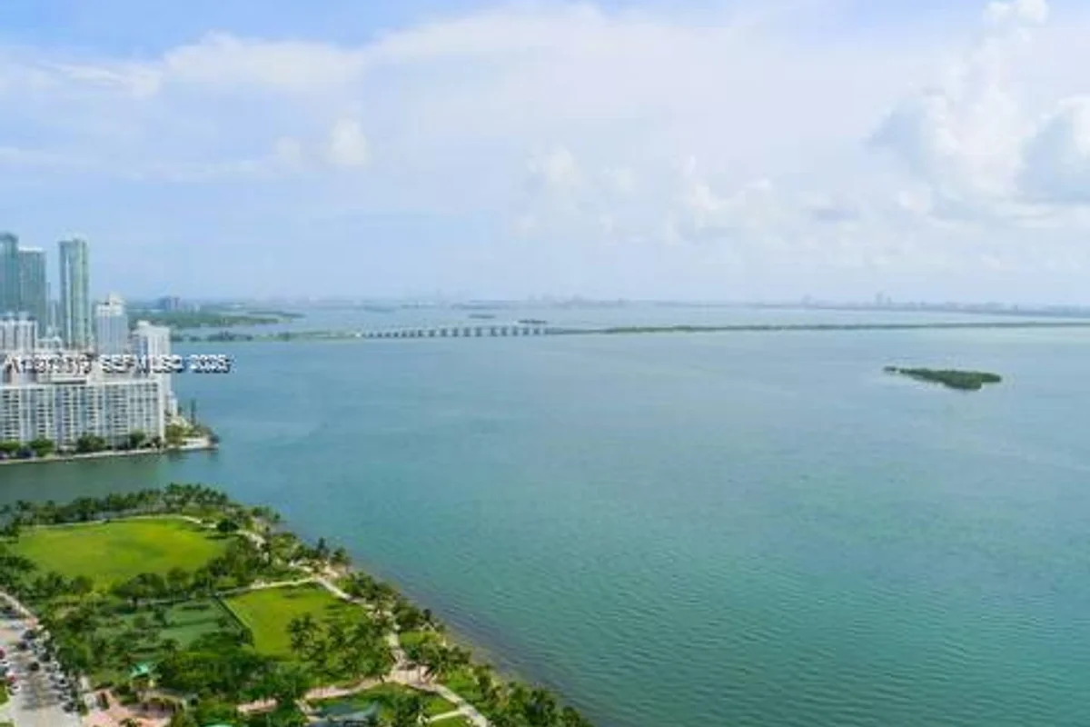1717 N Bayshore Dr #A-3847, Miami: photo 1 of 45