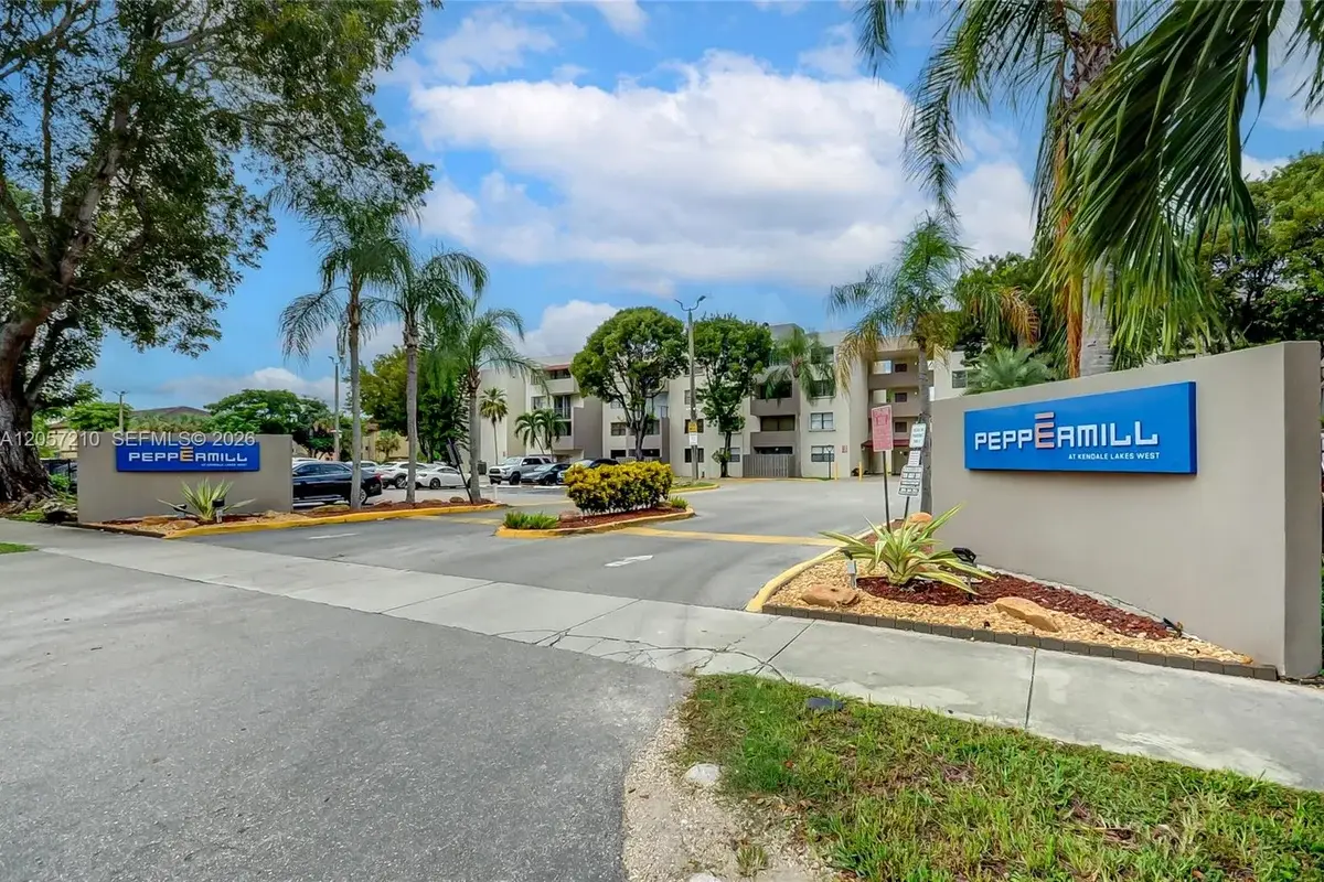8000 SW 149th Ave #A308, Miami: photo 1 of 37