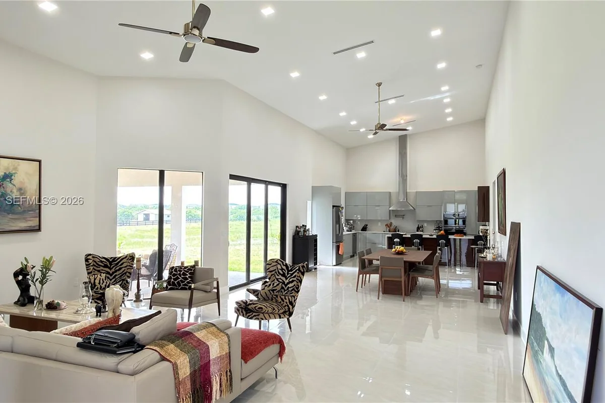 19860 Skyhawk Ln, Loxahatchee: photo 1 of 100