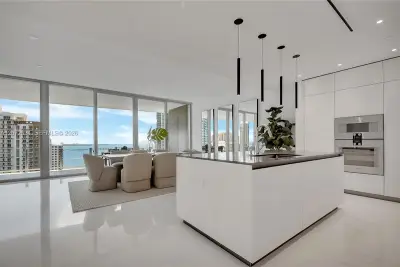 300 Biscayne Boulevard Way #2902E, Miami: photo 1 of 69
