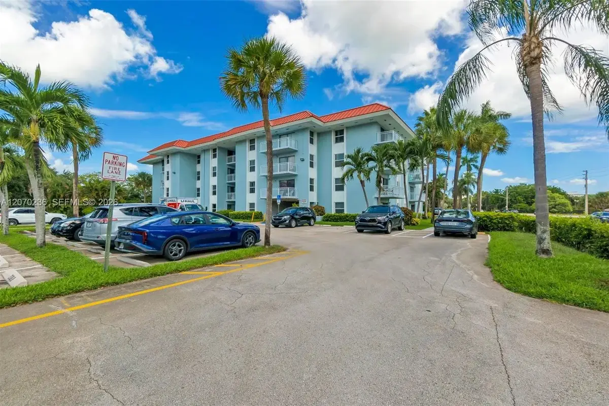 505 S Pine Island Rd #B207, Plantation: photo 1 of 24