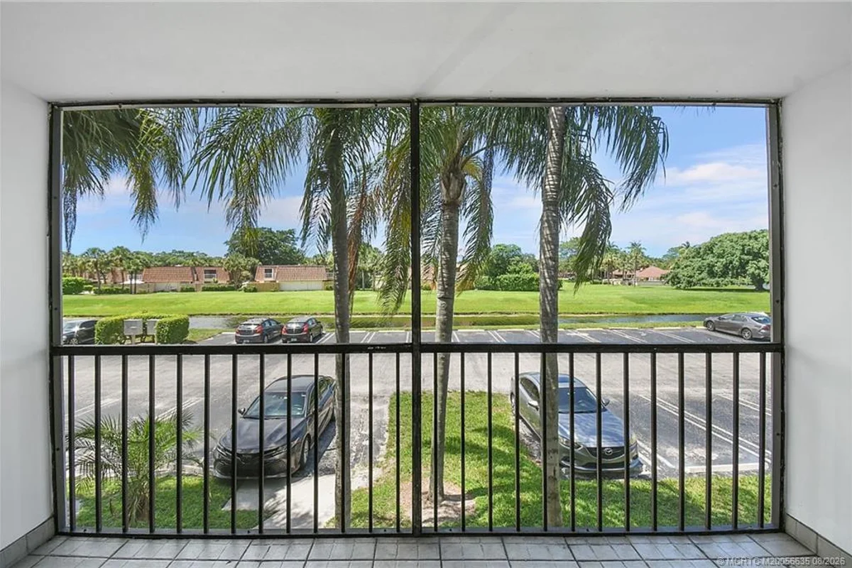 1008 Green Pine Blvd #A2, West Palm Beach: photo 1 of 26