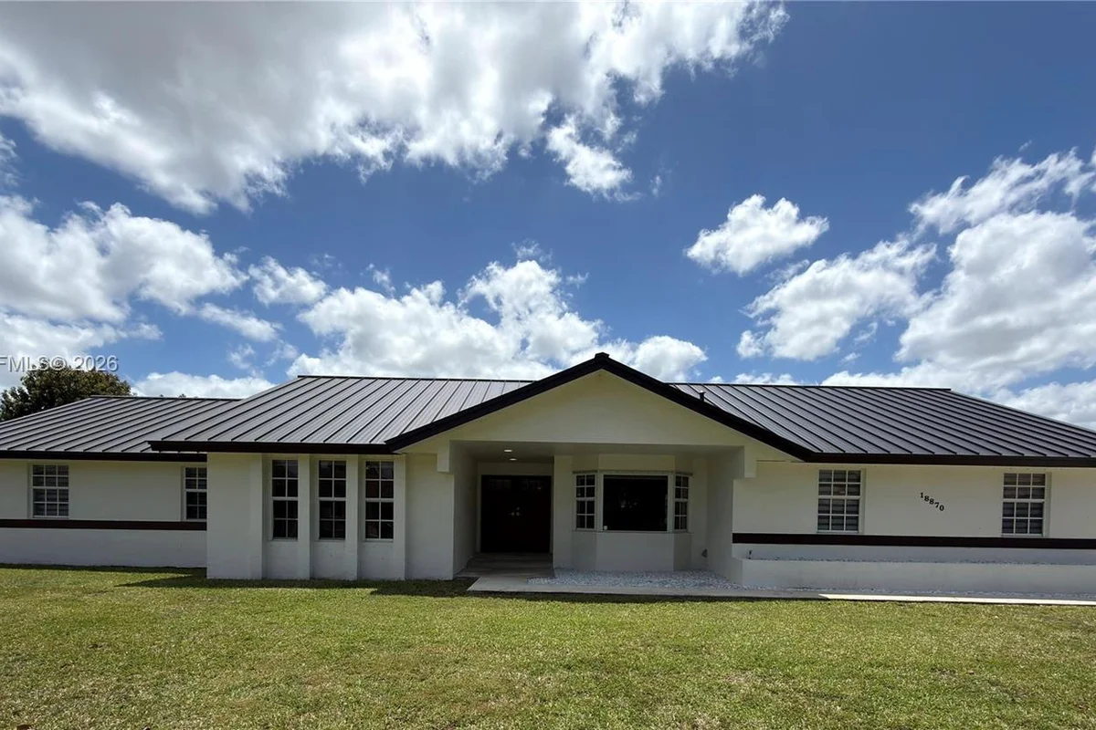 18870 SW 294th Ter, Homestead: photo 1 of 36