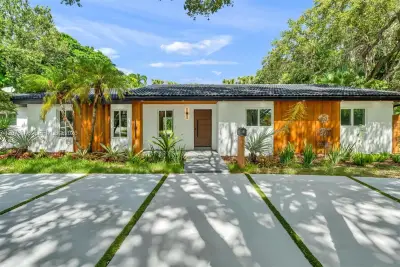15321 SW 82nd Ave, Palmetto Bay: photo 1 of 93