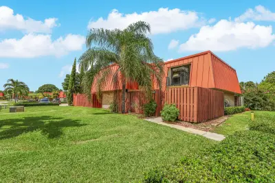 3358 Meridian Way N #B, Palm Beach Gardens: photo 1 of 29