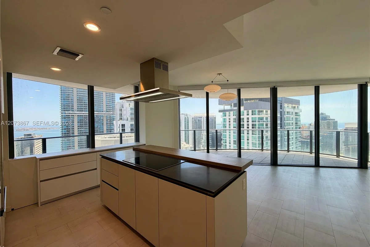 1000 Brickell Plz #4301, Miami: photo 1 of 101