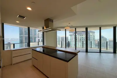 1000 Brickell Plz #4301, Miami: photo 1 of 101
