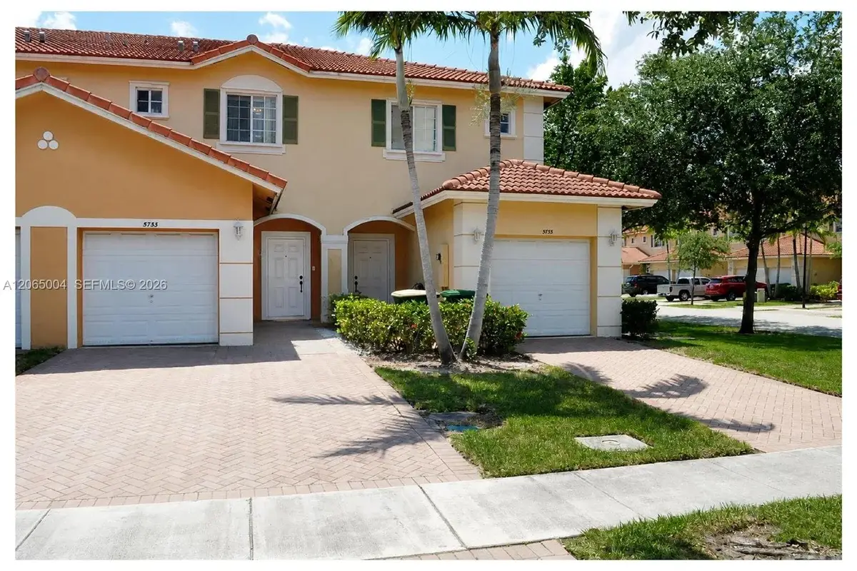 5733 Tuscany Way, Tamarac: photo 1 of 38