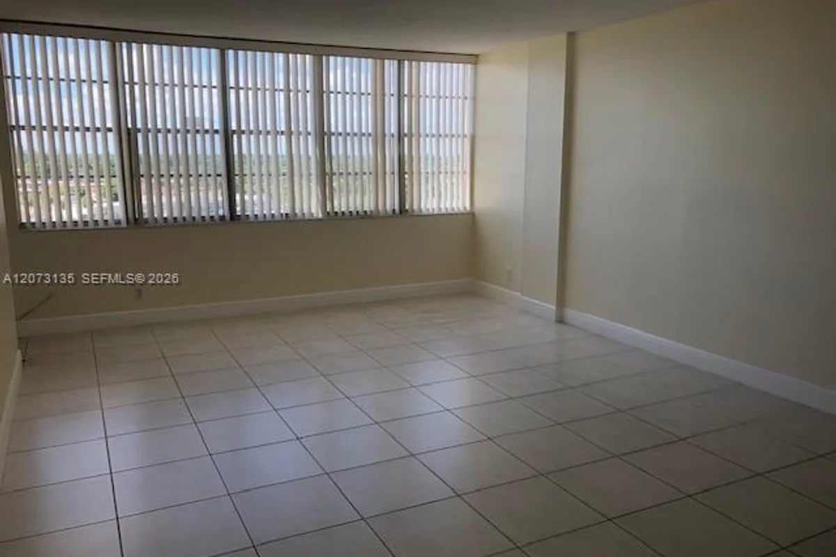 2025 NE 164th St #801, North Miami Beach: photo 1 of 13