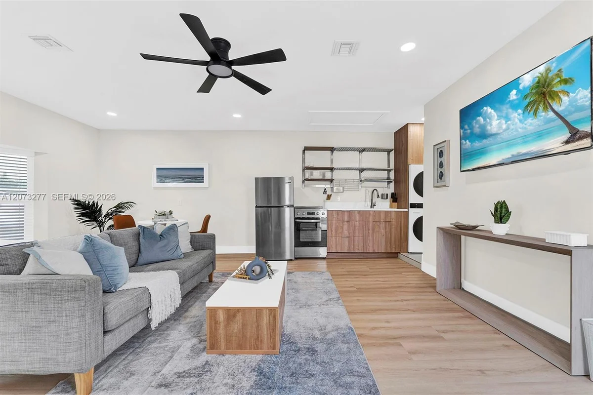 10430 Sunset Strip #S, Sunrise: photo 1 of 30