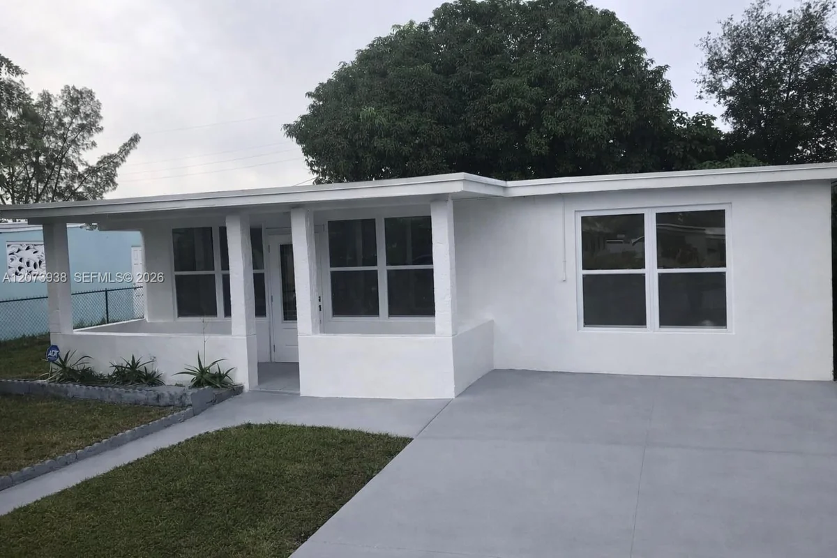 1920 Rutland St, Opa-locka: photo 1 of 3