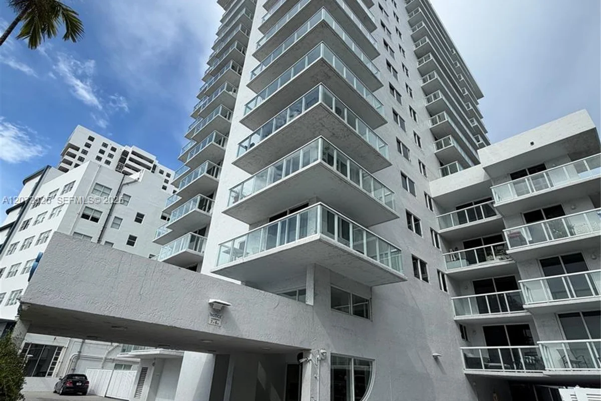 2457 Collins Ave #1405, Miami Beach: photo 1 of 60