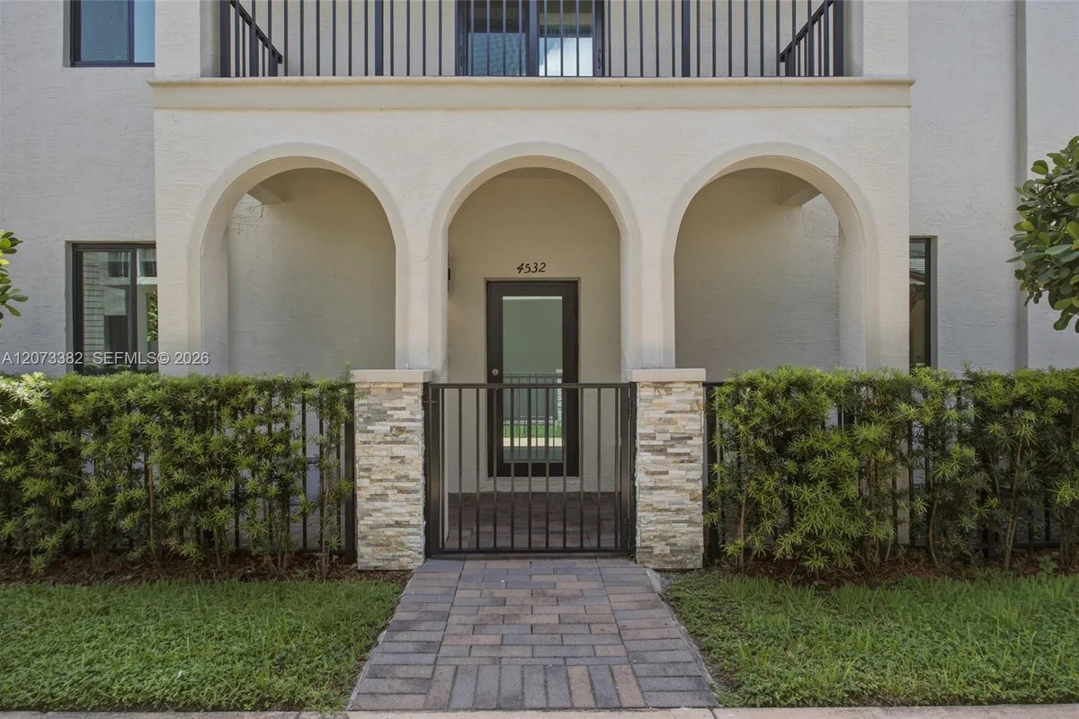 4532 NW 83 Passage, Doral: photo 1 of 55