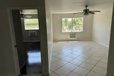 1480 E Sample Rd #207, Pompano Beach: photo 1 of 14