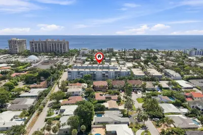 4629 Poinciana St #304, Lauderdale-by-the-Sea: photo 1 of 43