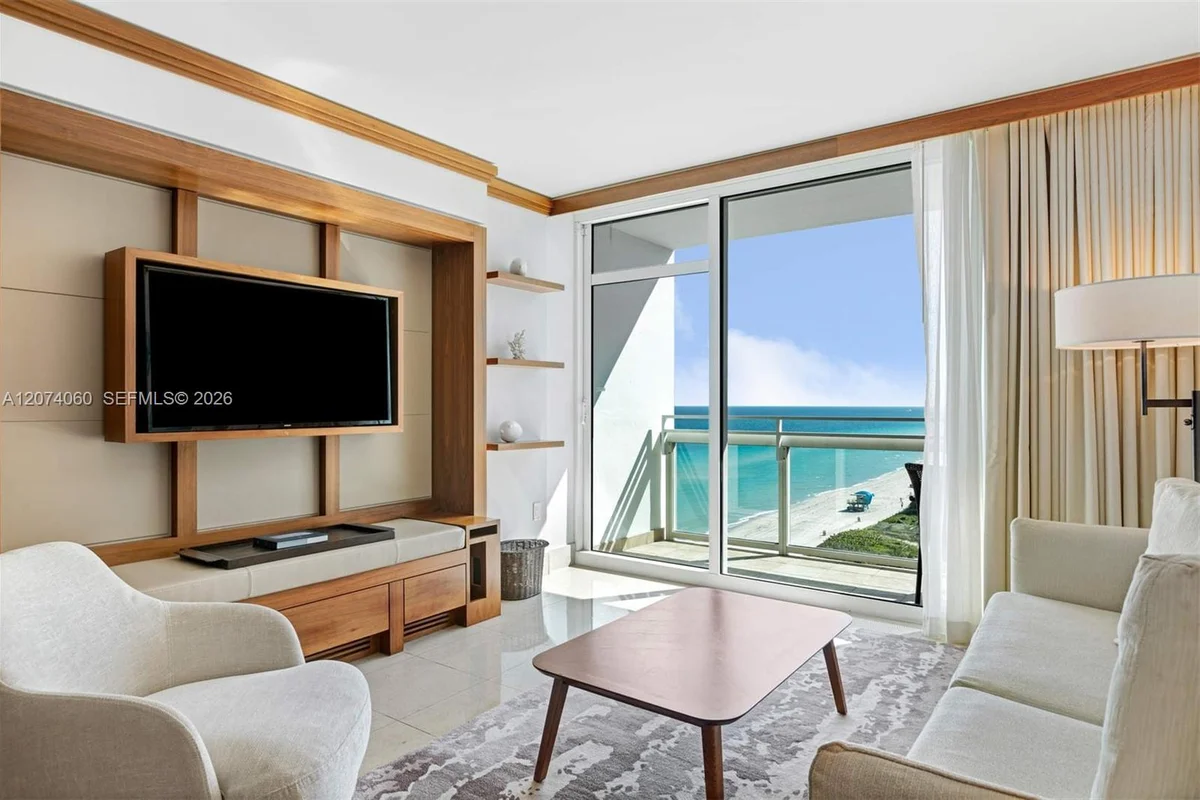 6801 Collins Ave #920, Miami Beach: photo 1 of 17