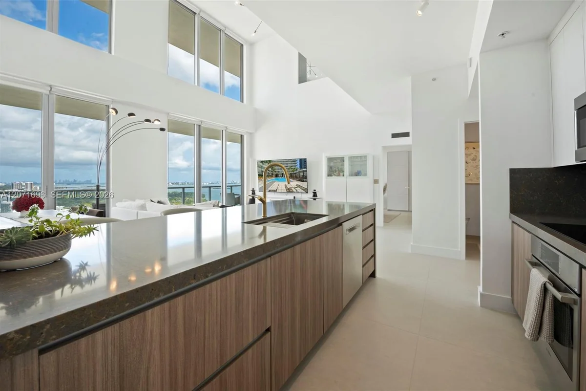 3470 E Coast Ave #PH102, Miami: photo 1 of 49