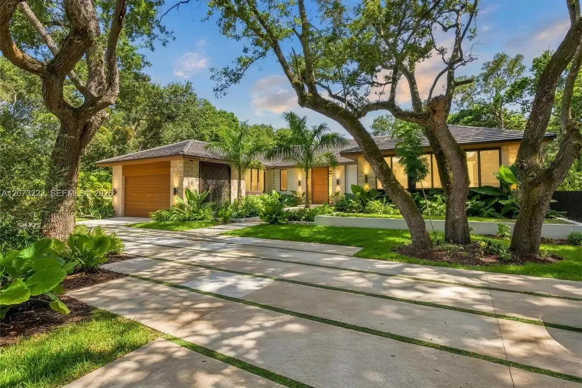 7840 SW 98th St, Miami: photo 1 of 52