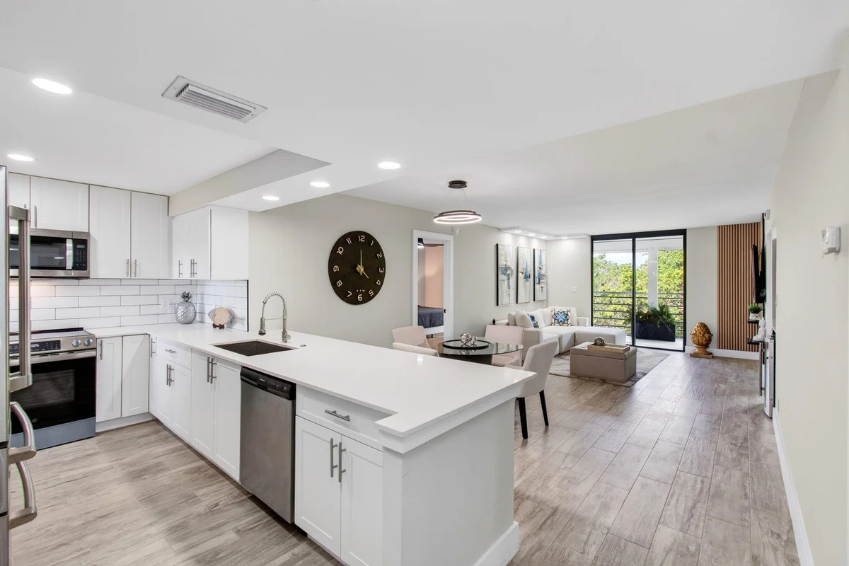 6461 NW 2nd Ave #505, Boca Raton: photo 1 of 34
