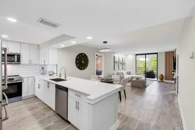 6461 NW 2nd Ave #505, Boca Raton: photo 1 of 34