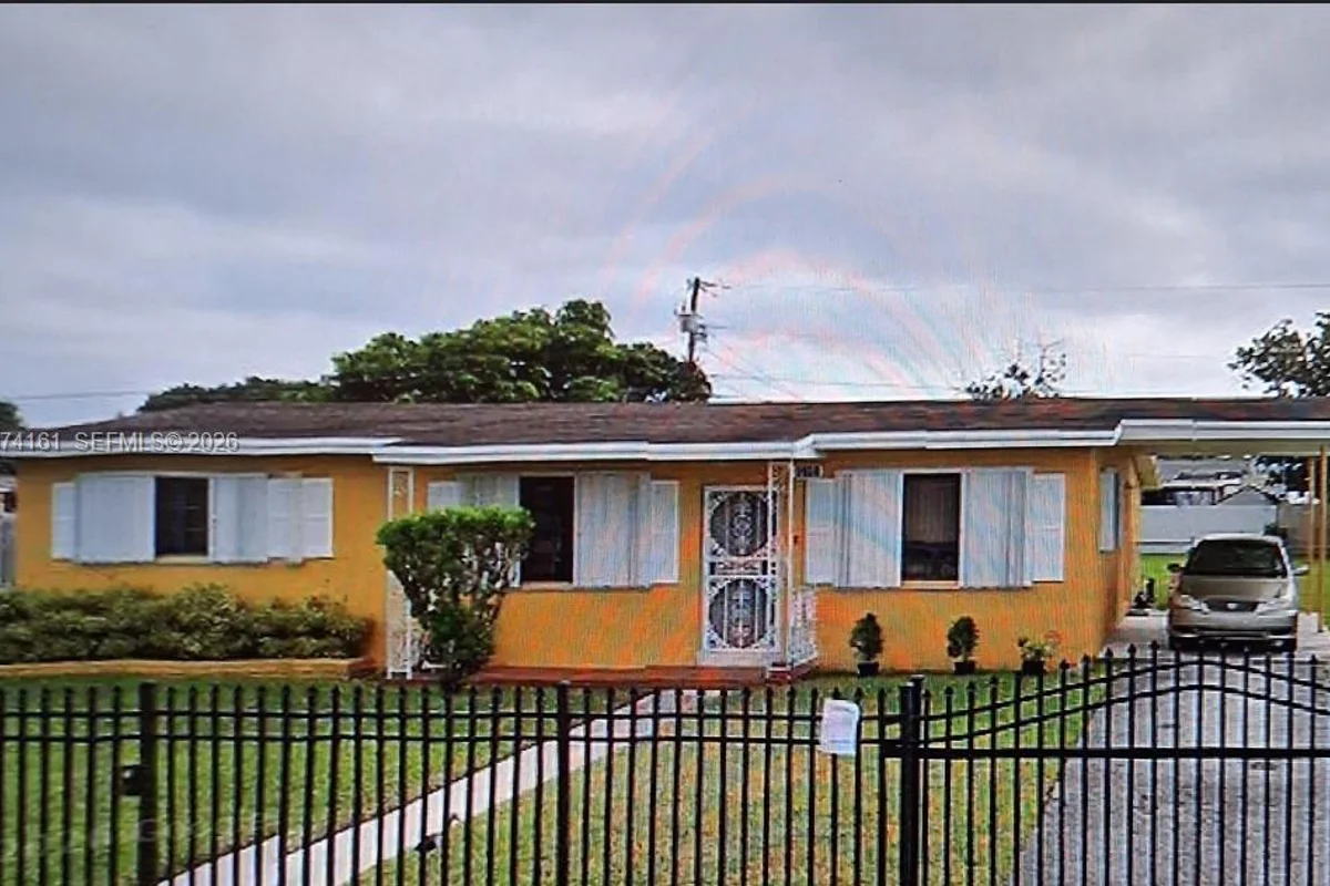 3930 NW 195th St, Miami Gardens: photo 1 of 1
