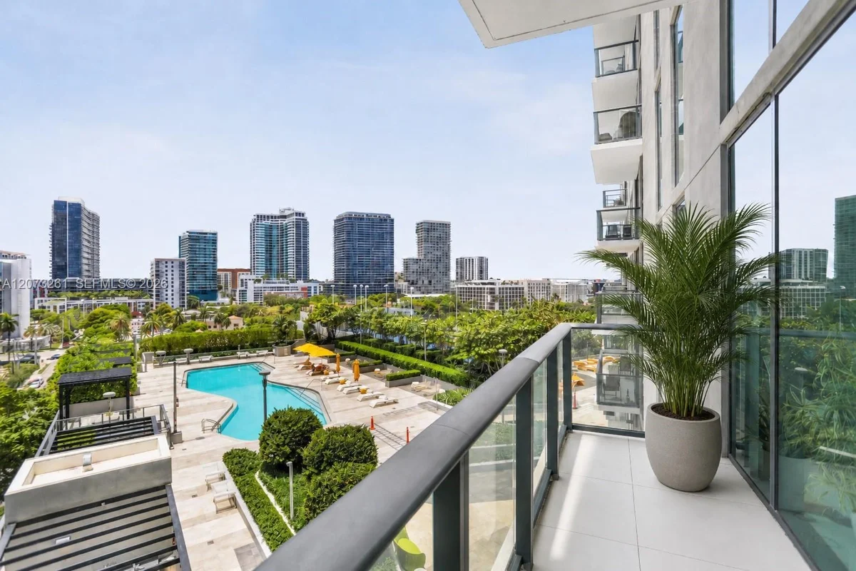 501 NE 31st St #708, Miami: photo 1 of 22