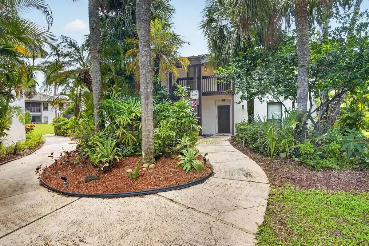 9292 Sabal Ridge Cir #C, Boca Raton: photo 1 of 33