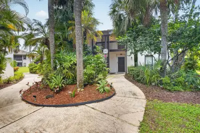 9292 Sabal Ridge Cir #C, Boca Raton: photo 1 of 33