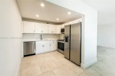 382 Wellington K, West Palm Beach: photo 1 of 23