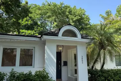 3865 Poinciana Ave, Miami: photo 1 of 20