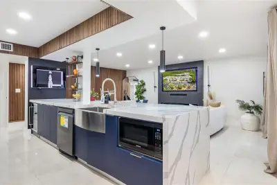 1410 Sheridan St #7I, Hollywood: photo 1 of 23
