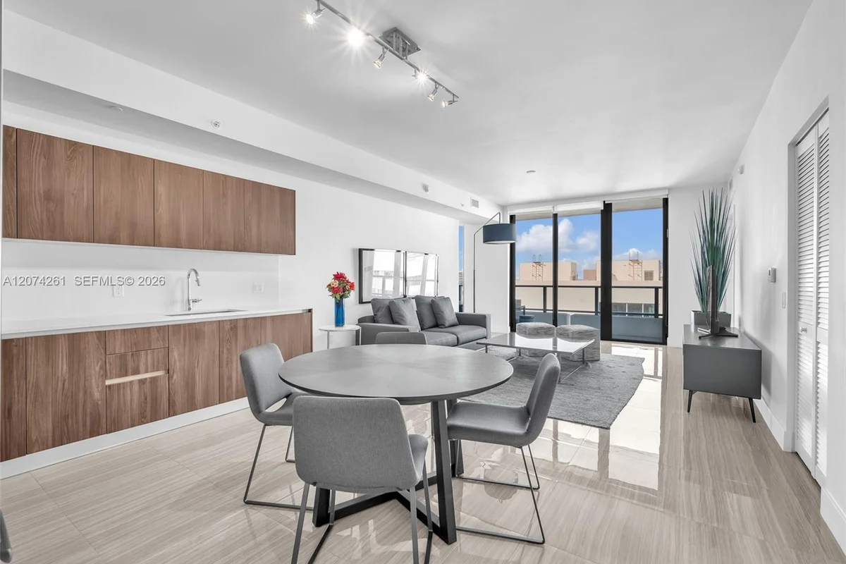 2960 NE 207th St #1102, Aventura: photo 1 of 27