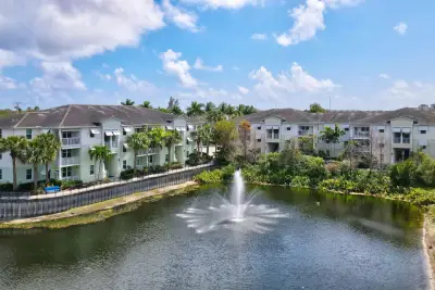 3607 High Ridge Rd #207, Boynton Beach: photo 1 of 32
