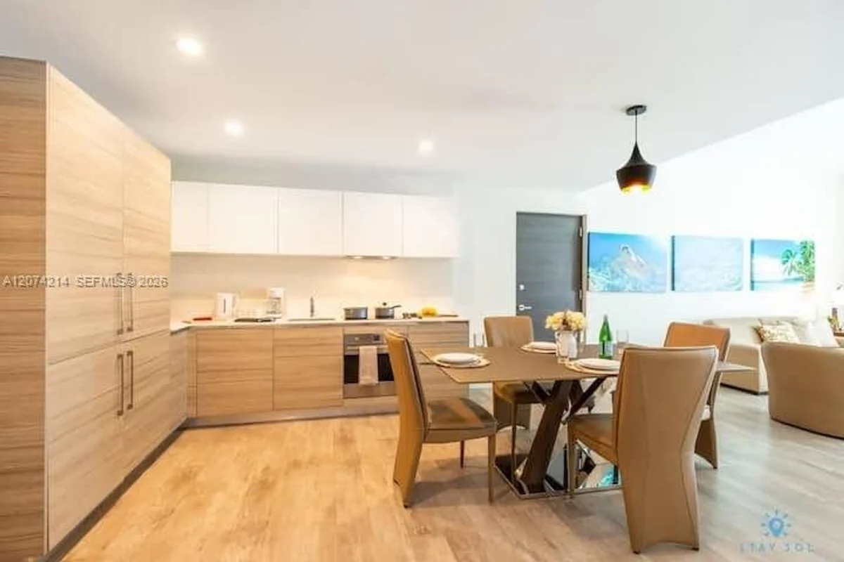 777 N Ocean Dr #N423, Hollywood: photo 1 of 15