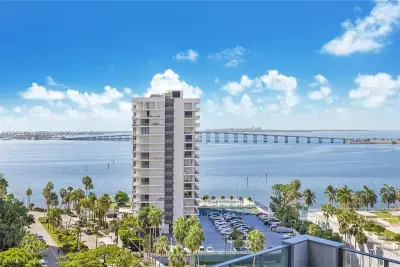 1451 Brickell Ave #1003, Miami: photo 1 of 24