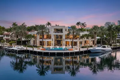 200 Fiesta Way, Fort Lauderdale: photo 1 of 61