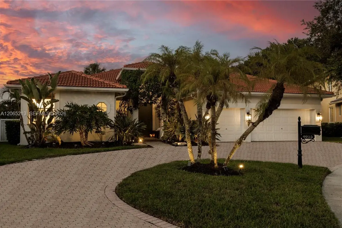 4015 Crossbill Ln, Weston: photo 1 of 37