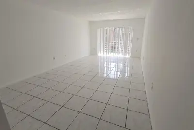 3600 NW 21st St #203, Lauderdale Lakes: photo 1 of 11