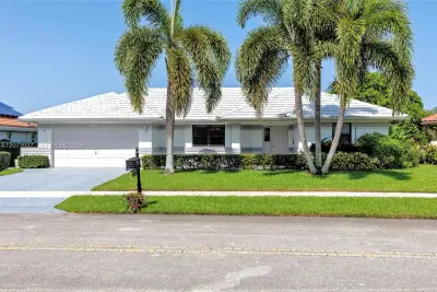 2140 SW 97th Ln, Davie: photo 1 of 54