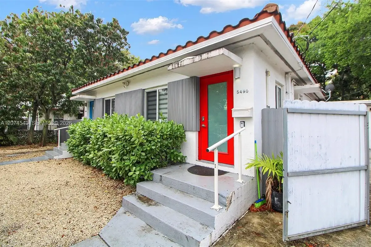 5478 NW 1st Ave #5490, Miami: photo 1 of 13